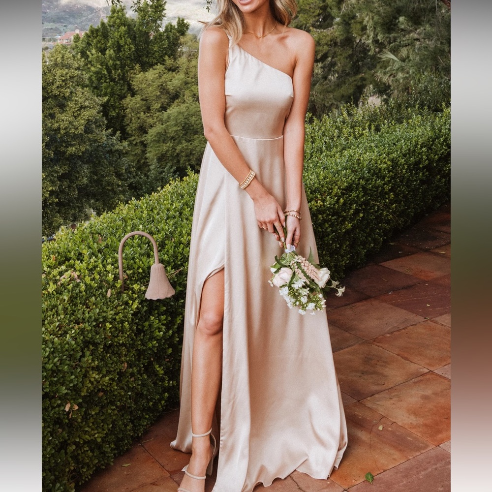 Show me Your Mumu Shannon One Shoulder dress